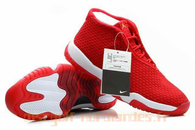 basket jordan homme noir et rouge